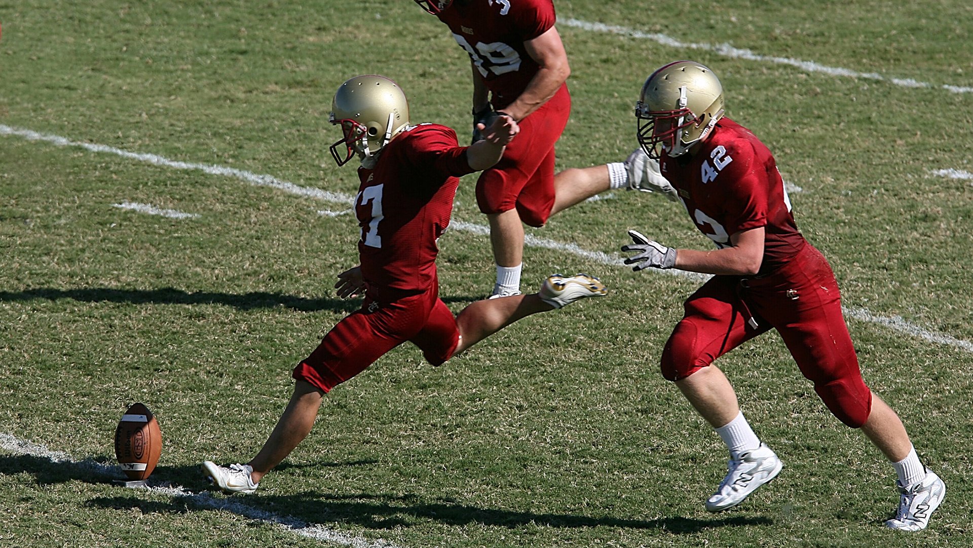 开云体育官方网入口-伯恩茅斯主场收获三分，继续保持主场不败，球队稳固表现，伯恩茅斯比赛结果
