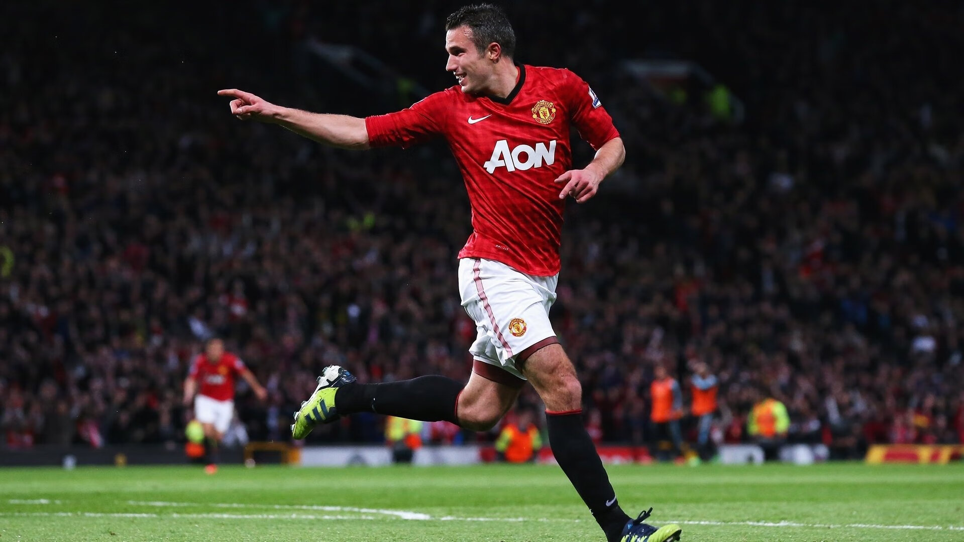 杨瀚森展示出强烈胜负欲赢得球迷喜爱，杨瀚儒简介