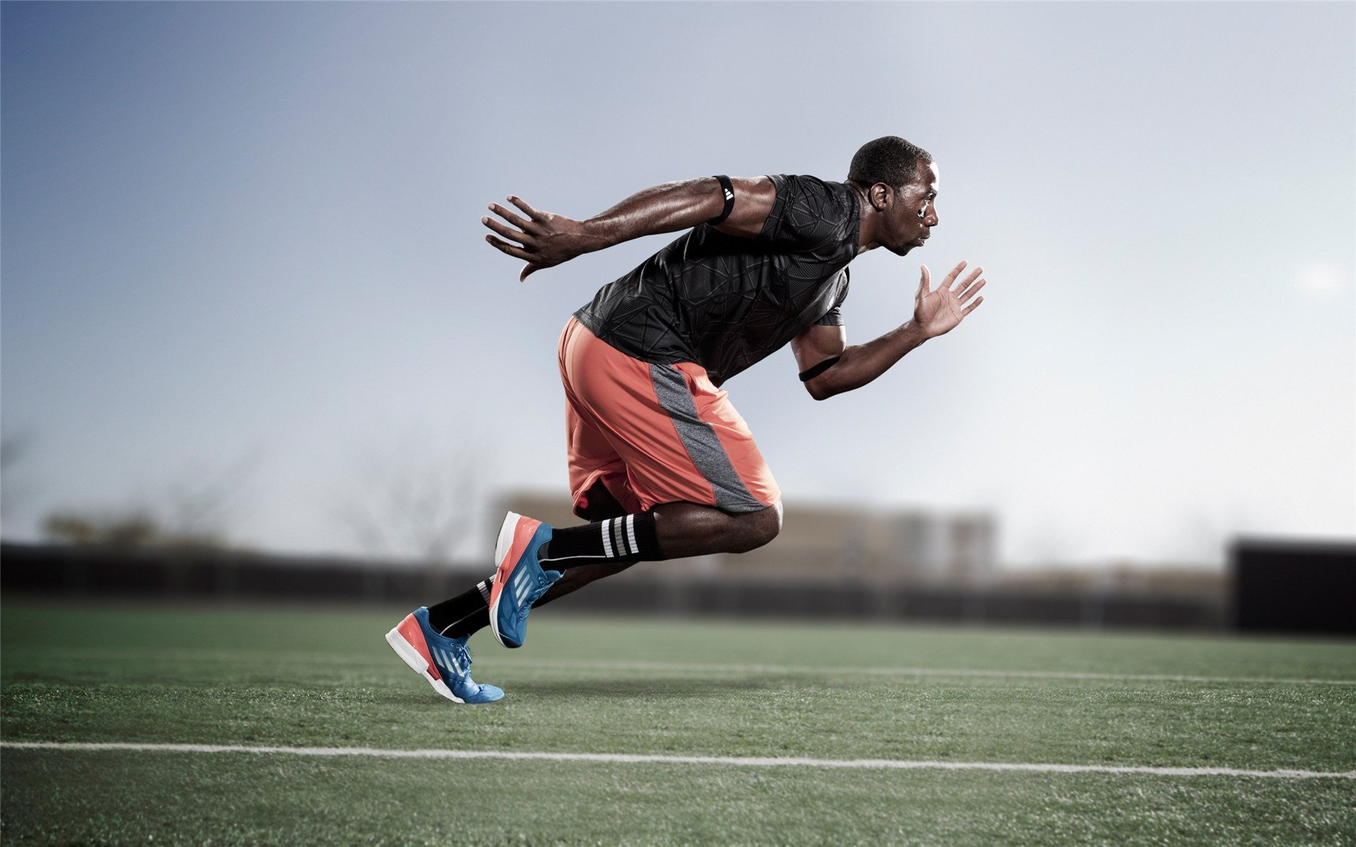 灰熊主帅调整战术轮换尝试新组合，灰熊主力队员